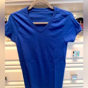 NWOT - Short sleeve t-shirt